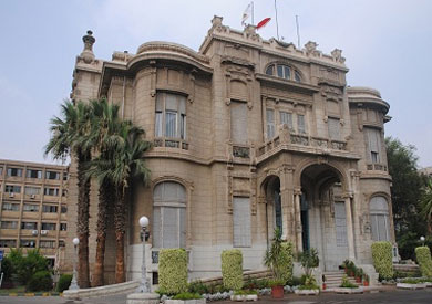 جامعة عين شمس